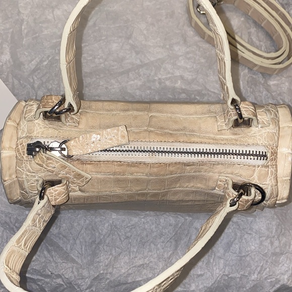 🔥❤️Nancy Gonzalez For TSE Luxe Cream Crocodile NWOTs Mini (Nano) ThreeWay Speedy - Picture 7 of 15